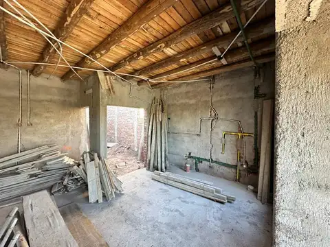 Casa 3 ambientes con 1 baño