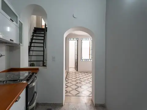 Depto Tipo Casa en Venta 61 años