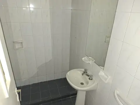 Departamento en Alquiler en Republica De La Sexta, $ 430.000