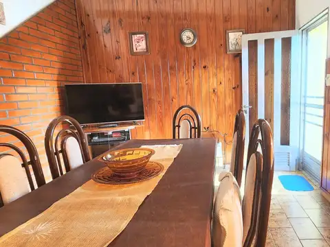 Depto Tipo Casa 4 ambientes con 2 baños