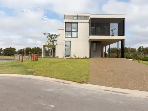Casa en Venta en Nordelta, USD 1.200.000