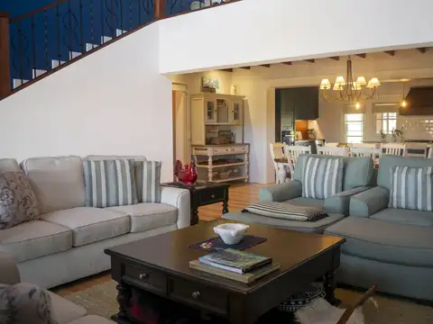 Casa en Venta en Manantiales, USD 1.450.000