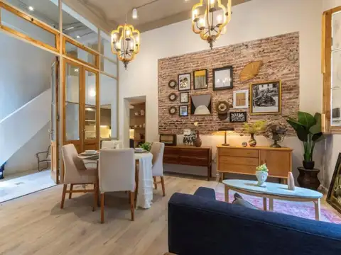 CASA AL FRENTE EN VENTA ECHESORTU 3 dormitorios