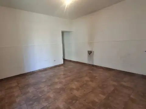 Depto Tipo Casa 2 ambientes con 1 baño