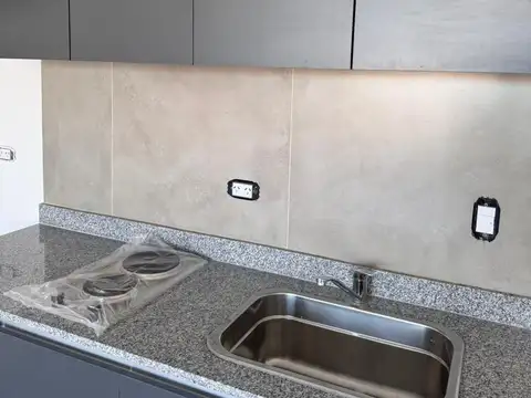 Monoambiente nuevo a estrenar en el Centro de San Martín (opcional cochera)