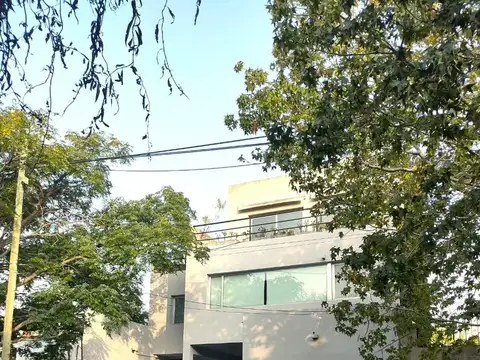 General Manuel Belgrano 900