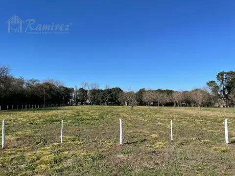 Enrique Larreta al 8300