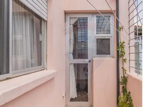 Venta Casa en PH de Altos 4 dormit,2 baños. Malvín
