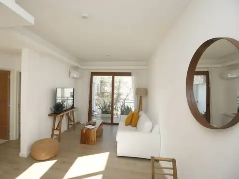 Edificio de 1 dormitorio en venta en La Plata sobre Avenida 38 [Cod: 0252]