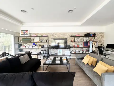 Casa en Alquiler en City Bell, USD 3.000