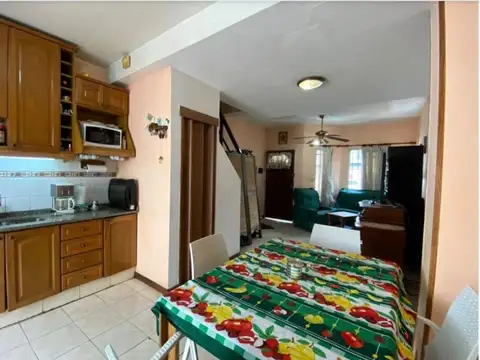 Depto Tipo Casa 3 ambientes con 1 baño