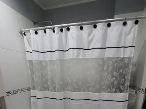 Depto Tipo Casa en Venta en Ramos Mejía, USD 61.900