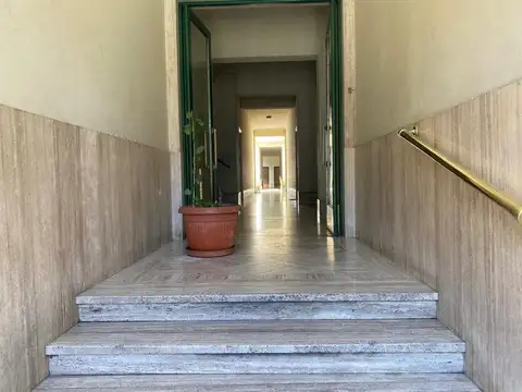 Venta de  3 AMBIENTES con patio en Chacarita