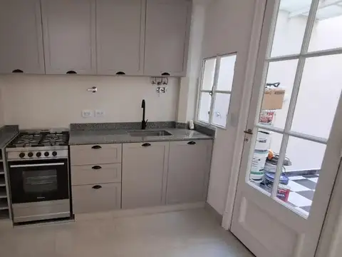 Venta PH depto 3 ambientes con patio