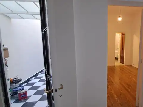 Depto Tipo Casa en Venta en Caballito, USD 122.000