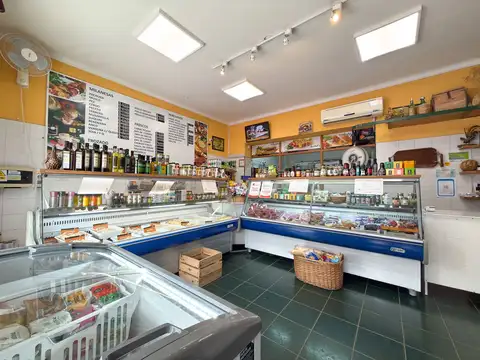 Fondo Comercio en Venta 17 años