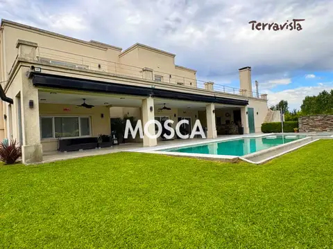 Casa en Terravista impecable