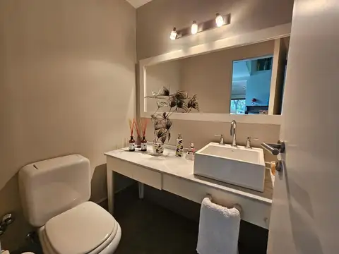 Casa en Alquiler Temporal en Camino Real, USD 8.680
