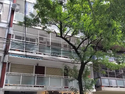 Amenabar 2200, Piso 8