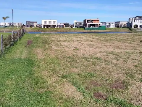 Terreno en Venta en Puertos - Barrio Costas, USD 235.000