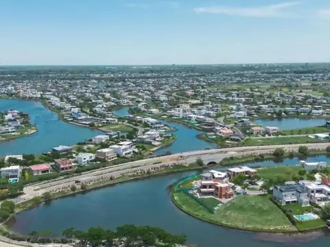 Barrio Costas, Puertos