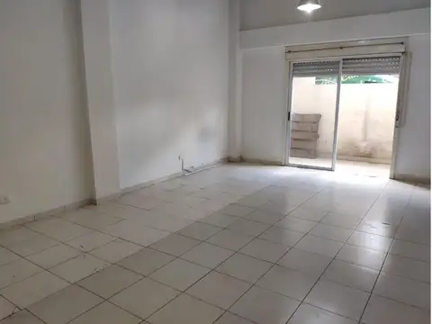 Departamento en Alquiler en Villa Ballester, $ 450.000