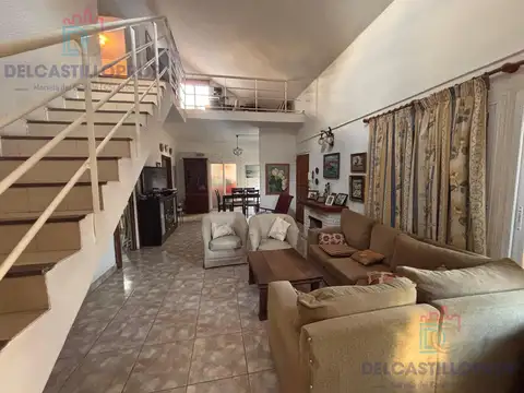 Casa 4 ambientes con 1 baño