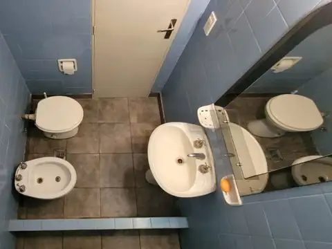 Dpto. de 2 amb. Céntrico
