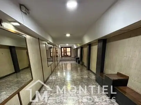 Av Gaona 2200
