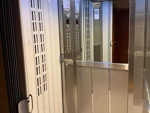 Departamento 4 ambientes con 4 baños