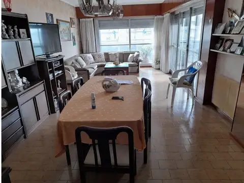 Departamento en Venta en La Perla Norte, USD 220.000