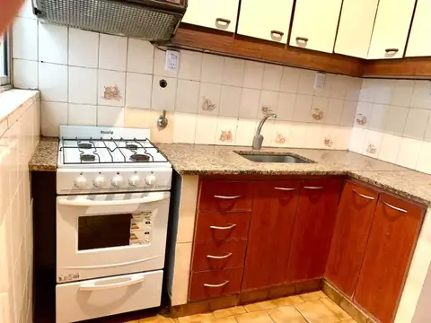 Depto Tipo Casa en Venta 47 años