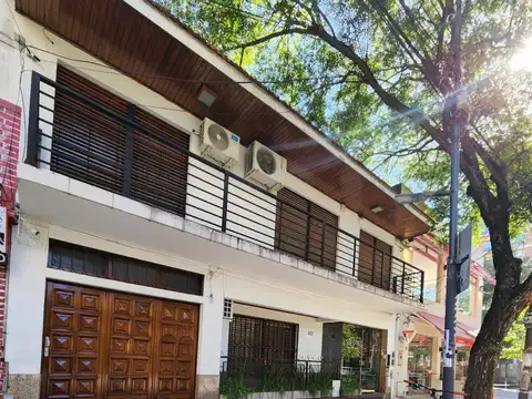 Lanusitas - Lote Comercial 10x31 con 3 Casas y Apto Desarrollo en Altura