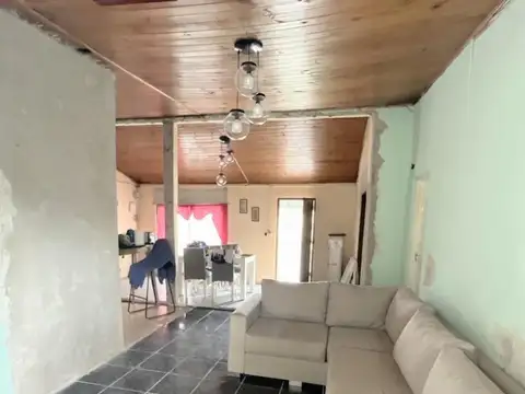 Casa en Venta en Burzaco, USD 55.000