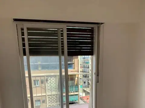 2 Ambientes - Al Frente - Balcon - Muy Luminoso - Torre