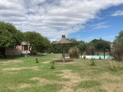Complejo de cabañas en San Luis- Localidad Cortaderas