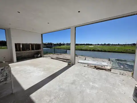 Casa en Venta en Funes Lakes, USD 430.000