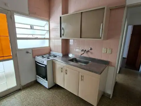 Bv. Oroño 1187 , Piso 6