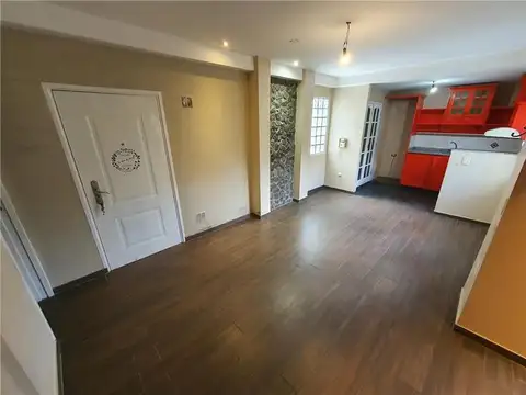 Depto Tipo Casa en Venta 6 años