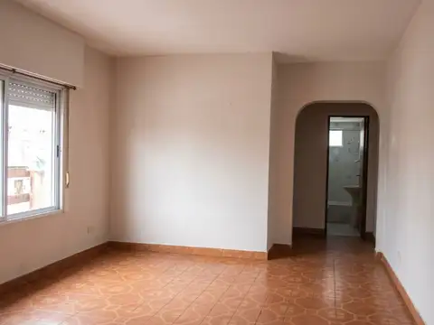 VENTA CASA 5 AMBIENTES, SAN ISIDRO APTO CREDITO