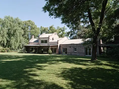 Casa en Venta en Golf Club Argentino
