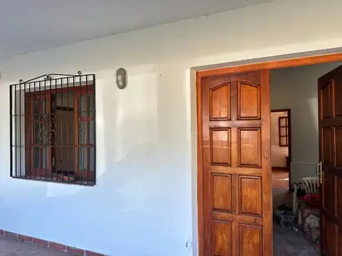 CASA EN VENTA SAN LUIS  4 DORMITORIOS