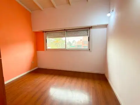 Depto Tipo Casa en Venta 20 años