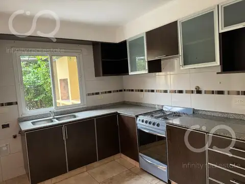 Departamento en Alquiler con 1 cocheras