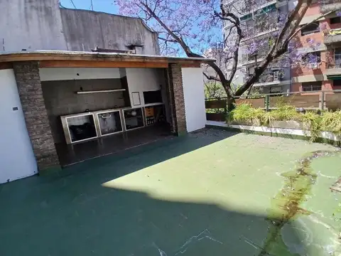 Barracas Casa con patio y terraza mas Lote propio