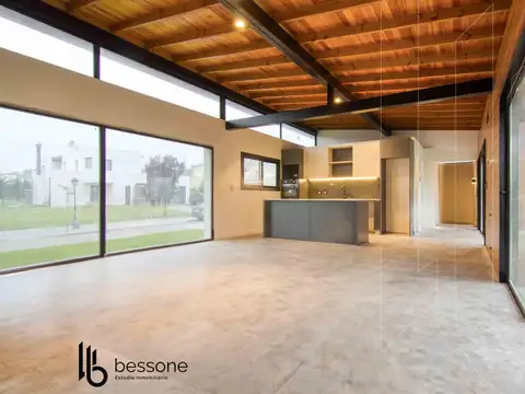 Casa 3 ambientes con 2 baños