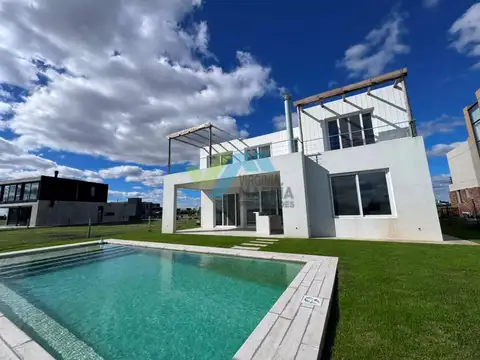 Casa en Venta de 6 dormitorios