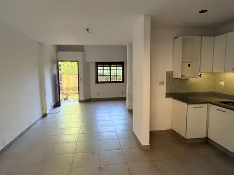 Departamento 3 ambientes con 1 baño
