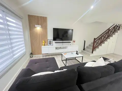 VENTA DUPLEX 4 AMBIENTES BARRIO ALTO DEL SOL