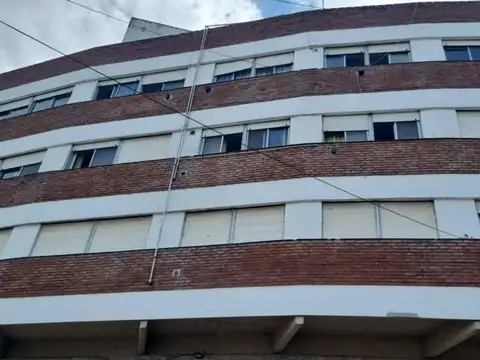 venta de departamento 3 amb con cochera  punta mogotes  